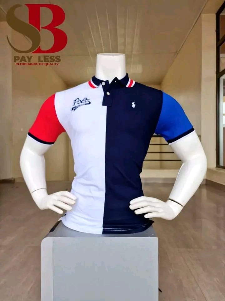 Polo bicolore à manches courtes bleu, blanc et rouge