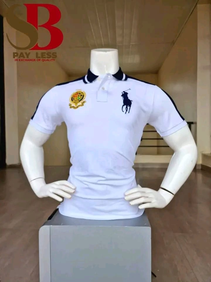 Polo blanc à manches courtes avec col contrasté